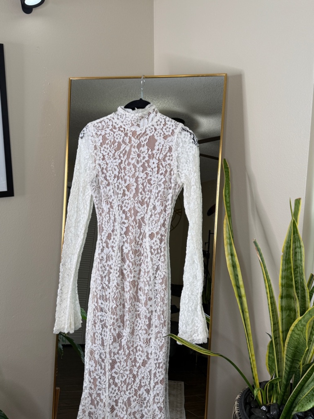 HOUSE OF CB 'Sophia' Vintage Ivory Lace Fitted Midi Dress NWOT - Picture 7 of 8